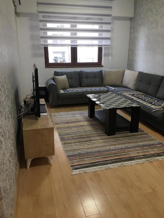 Two Rooms And Kitchen, Bathroom With Balcony Apartment Skopje Eksteriør bilde